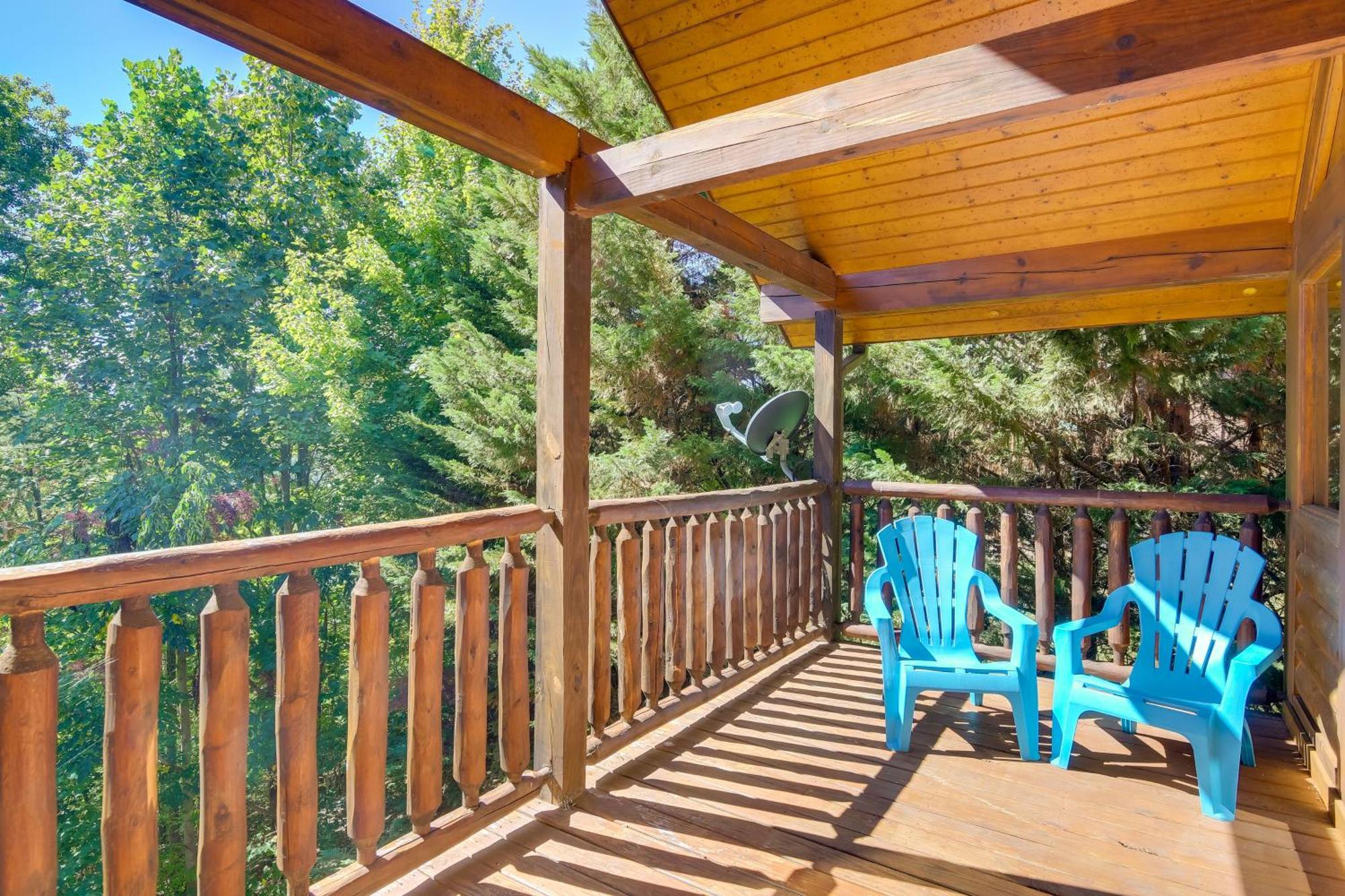 Secluded And Wooded Wears Valley Cabin With Fire Pit! Sevierville Esterno foto